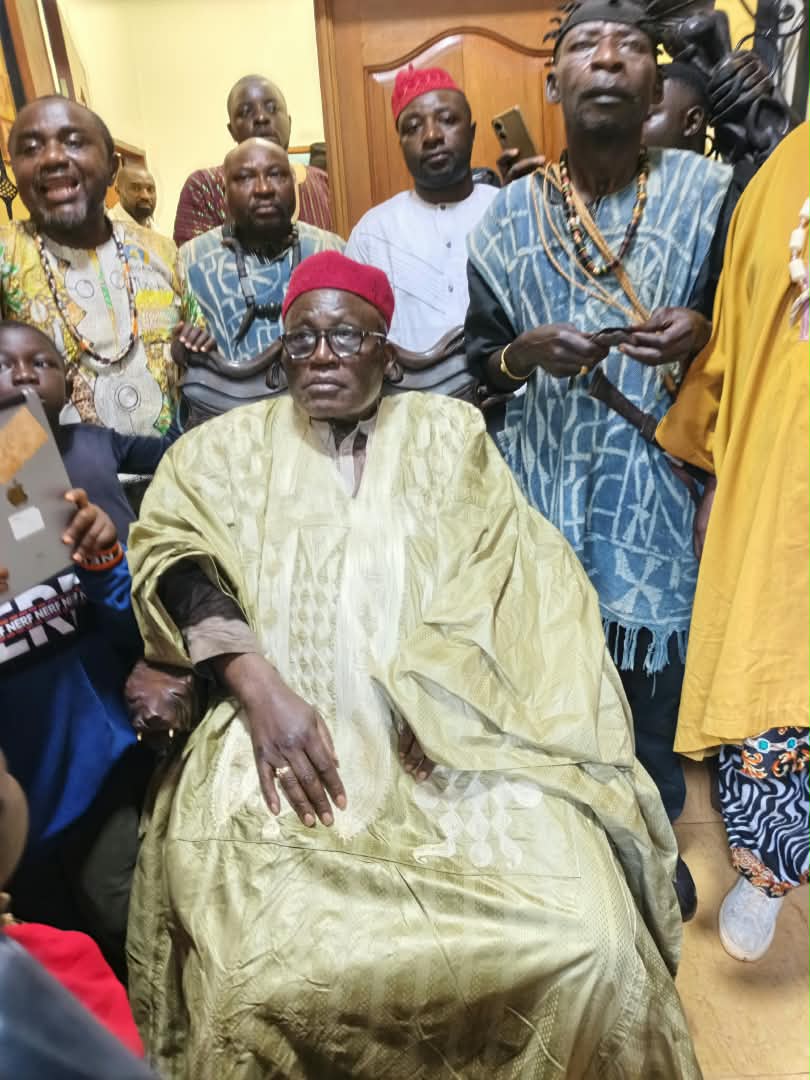 Le retour du Roi à la source : Sa Majesté NJI MONLUH SEIDOU POKAM retrouve Bangangté dans un élan de fierté et d’unité